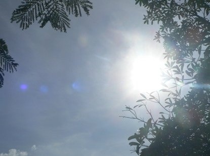 Nắng nóng bao phủ vùng ven biển miền Trung