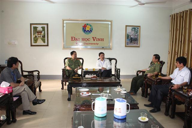 Kiểm tra công tác bảo đảm ANTT tại Cụm thi Vinh