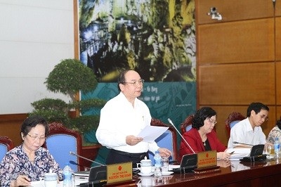 Công tác thi đua, khen thưởng nên tránh tràn lan, hình thức