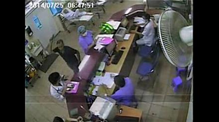 Tạm giữ đối tượng hành hung bác sĩ
