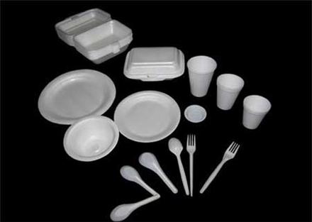 Phát hiện chất nghi gây ung thư trong cốc, hộp xốp