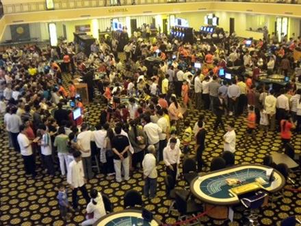 Đủ 21 tuổi, người Việt được chơi casino?