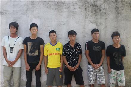Bắt giữ ba nhóm đối tượng chặn xe trốn trạm cân để lấy tiền