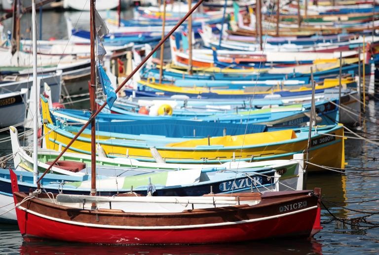 Những con thuyền tại cảng Nice, miền đông nam nước Pháp