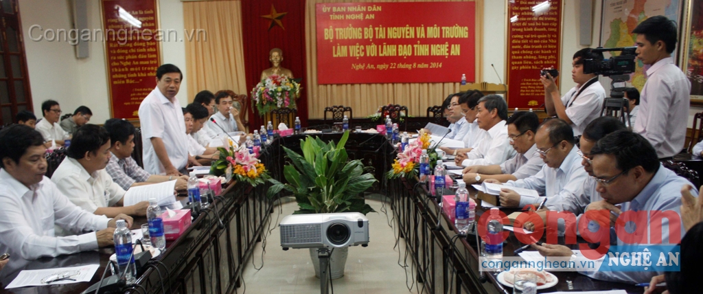 Nâng cao năng lực quản lý hoạt động tài nguyên và môi trường