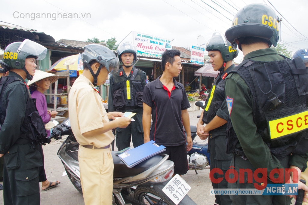 Tập trung đánh trúng, đánh mạnh vào các loại tội phạm