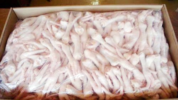 Đường đi vòng vo của những lô chân gà bẩn