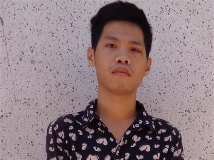 Biết tội, 2 tên trộm ra tự thú