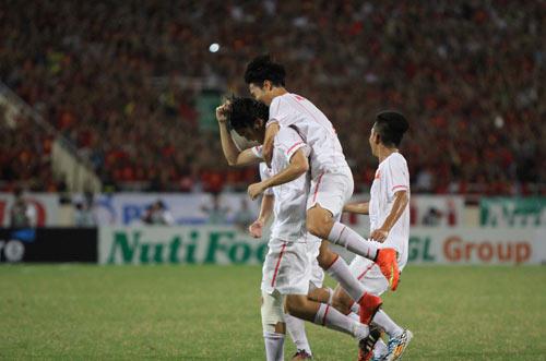 U19 VN 4-1 U19 Myanmar: Trận cầu của những siêu phẩm