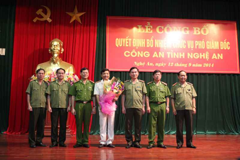 Công bố quyết định bổ nhiệm Phó Giám đốc Công an Nghệ An