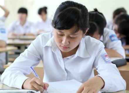 Tổ chức kỳ thi 'hai trong một': Rắc rối hai loại hình cụm thi