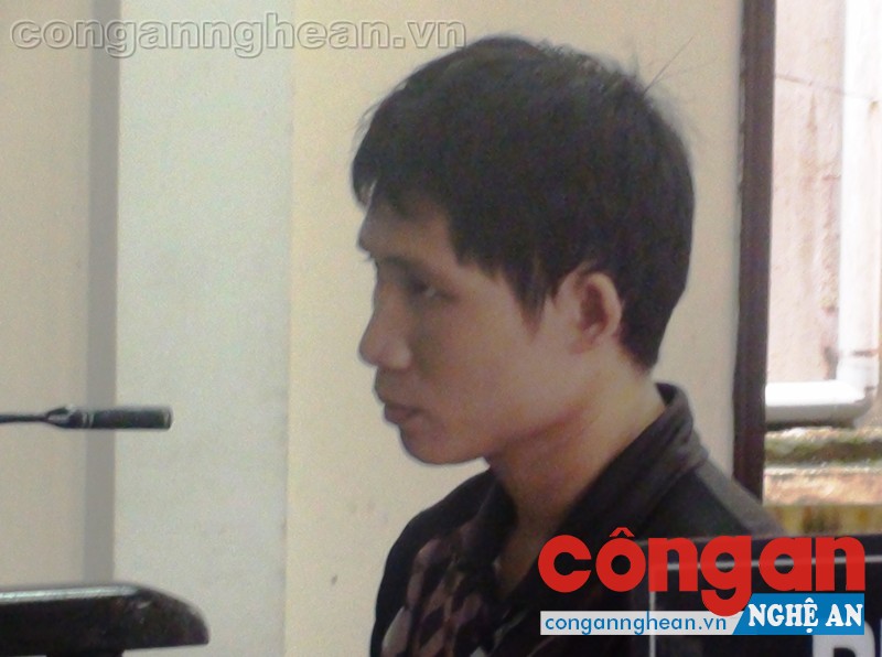 Trốn phiên xử, vẫn phải lĩnh án