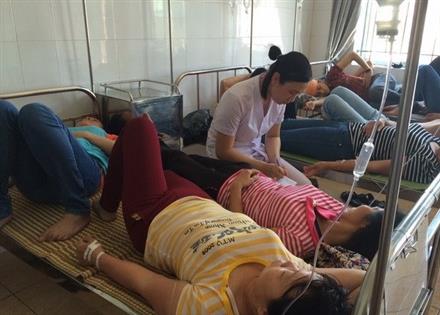 Hơn 100 người Gia Lai ngộ độc thực phẩm sau khi dự đám tang