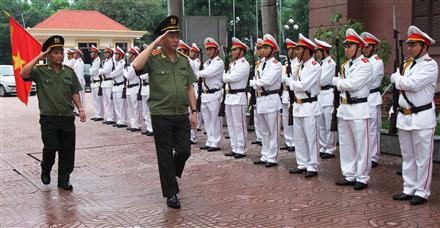 Đại tướng Trần Đại Quang, Uỷ viên Bộ Chính trị, Bộ trưởng Bộ Công an thăm và làm việc tại Công an tỉnh Hà Tĩnh