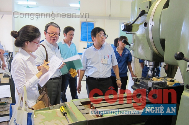 Những vấn đề cần tháo gỡ