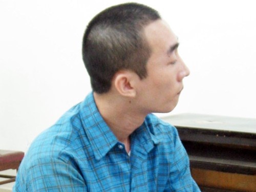 Hàng loạt thiếu nữ mất 'tình phí' với 'trai đẹp'