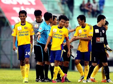 Đồng Tháp chính thức bỏ V-League 2015