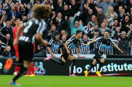 Newcastle - Liverpool: Hồi mã thương cay đắng