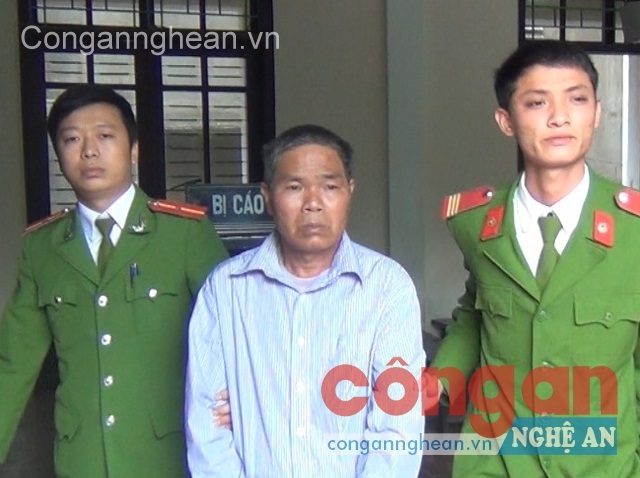 Clip: Xét xử kẻ hiếp dâm, dâm ô nhiều lần với 2 bé gái