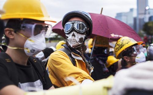 Sinh viên Hong Kong không lùi bước