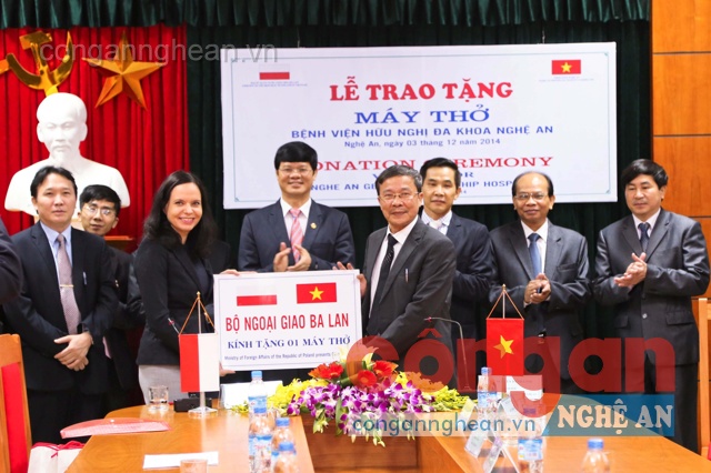 Đại sứ đặc mệnh toàn quyền CH Ba Lan thăm, làm việc tại Nghệ An