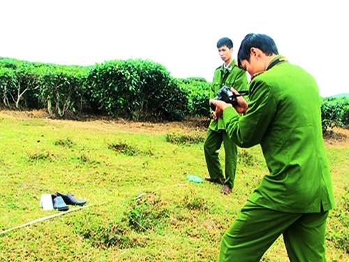 Trong 3 giờ, 2 tên 'yêu râu xanh' hãm hiếp cô gái trẻ tới 9 lần
