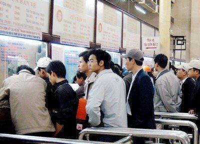 Tăng cường các biện pháp chống đầu cơ vé tàu