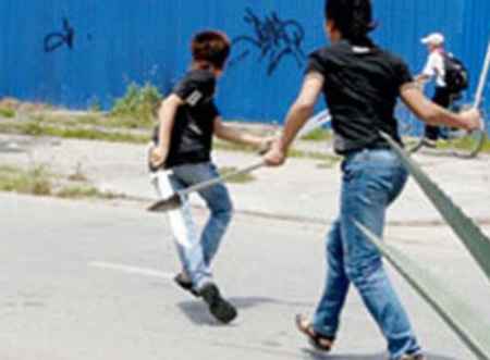 2 chọi 1, không chột cũng què