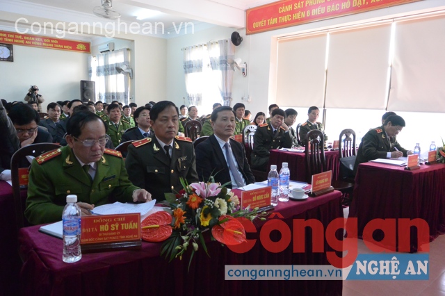 Đại biểu tham dự hội nghị