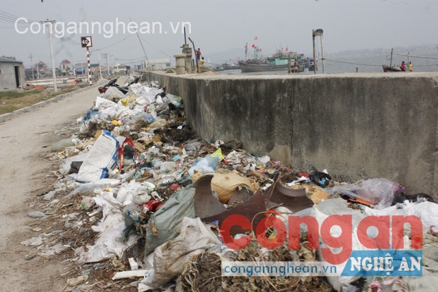 Nan giải 'bài toán' tìm đầu ra cho rác thải