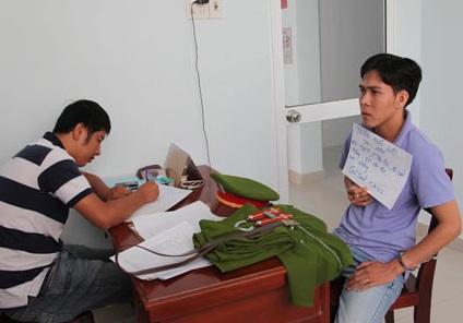 Giả danh Cảnh sát kinh tế 'chém gió' trong quán nhậu