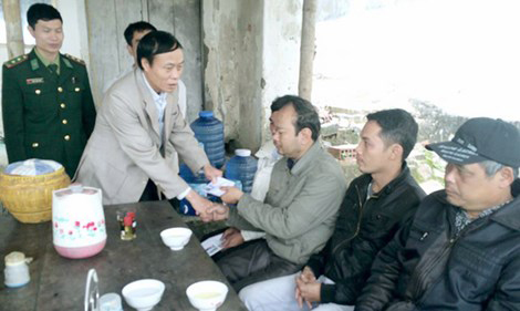 Cứu sống 6 thuyền viên gặp nạn