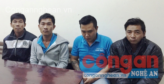 Truy bắt các đối tượng sử dụng vũ khí 'nóng' gây án rồi bỏ trốn