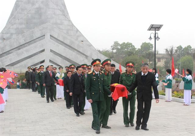 Truy điệu, an táng 48 liệt sĩ Việt Nam hy sinh tại Lào