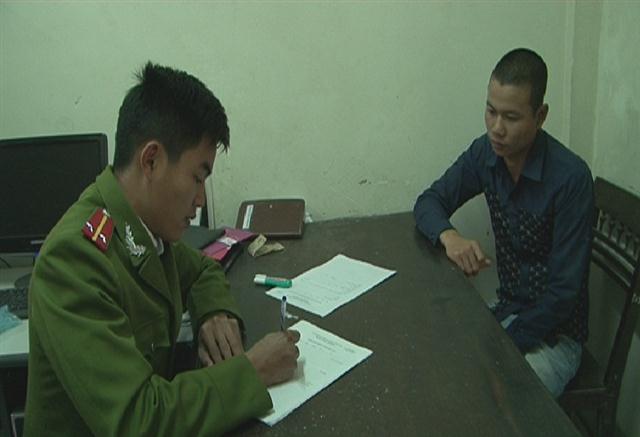 Clip: Bắt nhóm đối tượng bảo kê xe khách