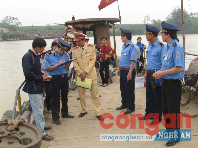 Tăng cường đảm bảo ATGT đường thủy dịp cuối năm