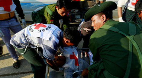 Myanmar: Ngày 21/2, quân đội Myanmar cho biết hơn 130 người đã thiệt mạng trong cuộc giao tranh dữ dội với lực lượng Quân đội Liên minh Dân chủ Dân tộc Myanmar (MNDAA) ở khu vực Kokang thuộc bang Shan ở phía Đông Bắc nước này, đồng thời tuyên bố sẽ không rút quân cho tới khi khôi phục tình hình ở khu vực giáp với Trung Quốc này.