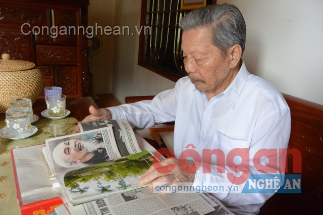Người đảng viên mê sưu tầm chuyện về Bác Hồ