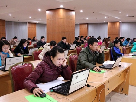 Tăng lương CBCCVC hệ số lương từ 2,34 trở xuống