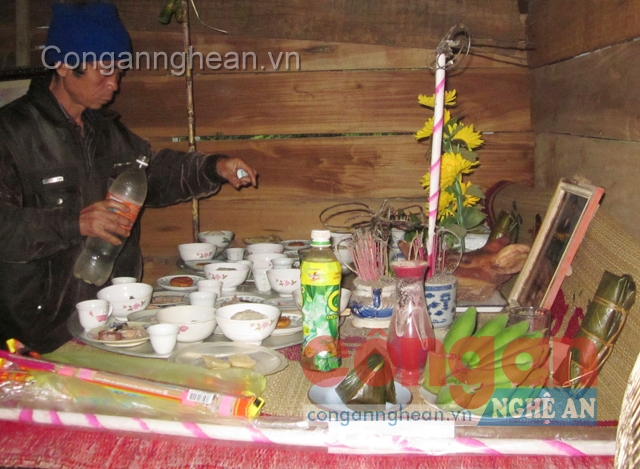 Cúng ngày mồng một Tết