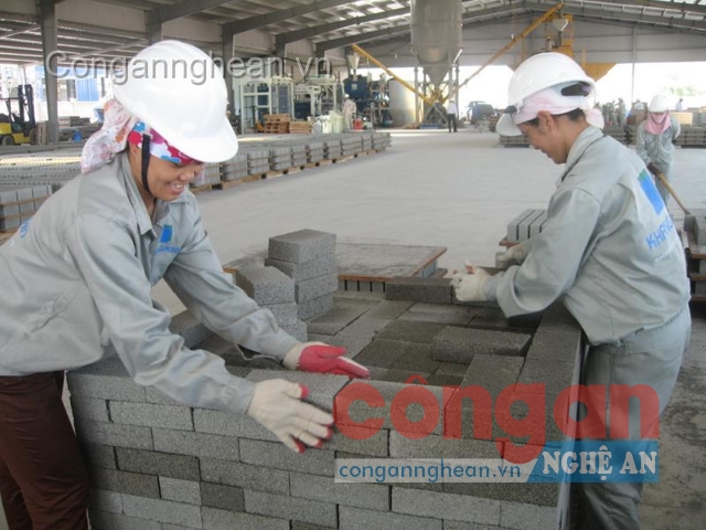 Khó khăn 'bài toán' chuyển đổi công nghệ