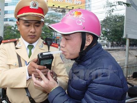 Ý kiến của PTTg Nguyễn Xuân Phúc về đề xuất tăng mức phạt giao thông