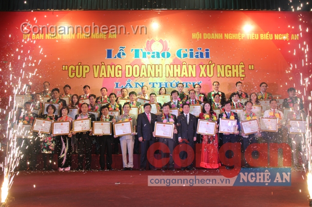 Nghệ An: Trao giải 'Cúp vàng doanh nhân xứ Nghệ' lần thứ tư