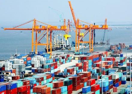 Loanh quanh tìm phương án xử lý trên 5.000 container tồn đọng