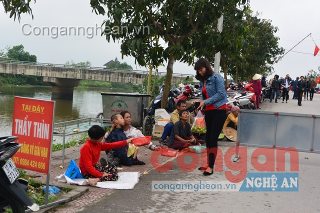 Đừng làm mất nét đẹp lễ hội đầu năm