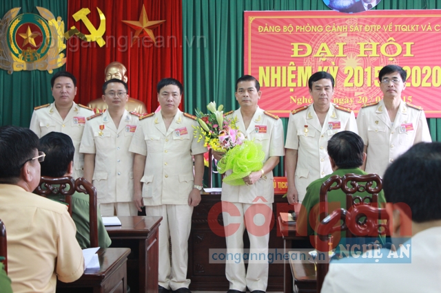 Đảng bộ Phòng CSĐTTP về TTQL Kinh tế và Chức vụ tổ chức đại hội điểm