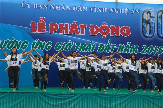 Hưởng ứng Giờ Trái đất năm 2015