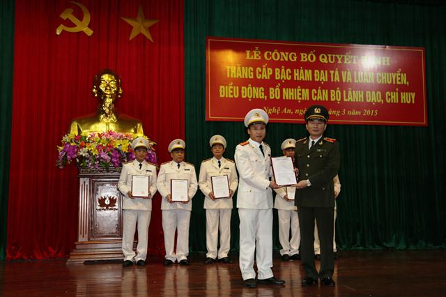 Lễ công bố quyết định thăng cấp hàm