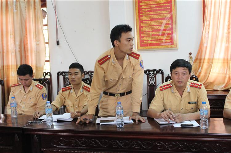 Đoàn viên thanh niên đối thoại với cấp ủy, chỉ huy đơn vị