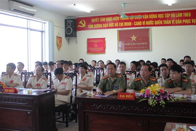 Tại đại hội